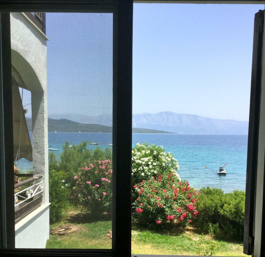 Lefkada Beachfront Apartment Никиана Экстерьер фото